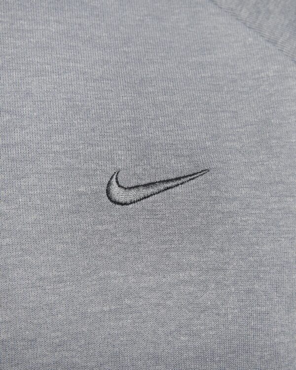 NIKE FELPA PRIMARY DRIFIT UV PULLOVER - immagine 4